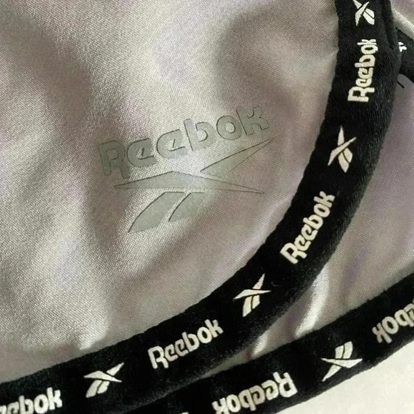 Reebok Short - Picture 5 of 10